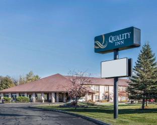 Mosinee (WI) United States mega hotel