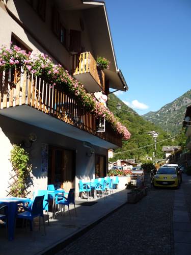 Pontboset Italy Booking.com Hotel