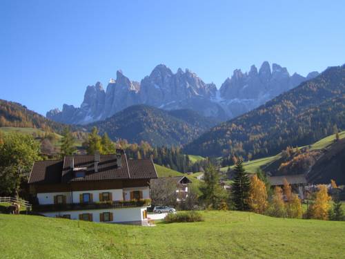 Funes (Villnöß) Italy Booking.com Hotel