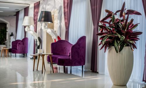 Tashkent Uzbekistan mega hotel