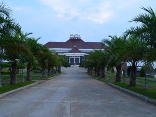 Pemalang Indonesia mega hotel