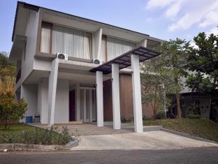 Bandung Indonesia mega hotel