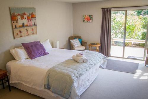 Whitianga New Zealand mega hotel