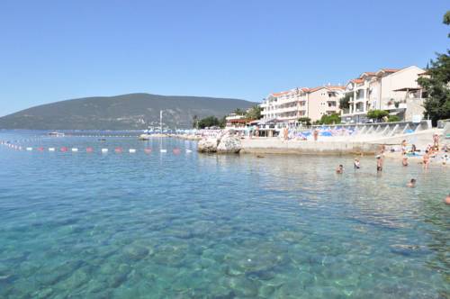 Herceg Novi Montenegro mega código de promoción booking.com