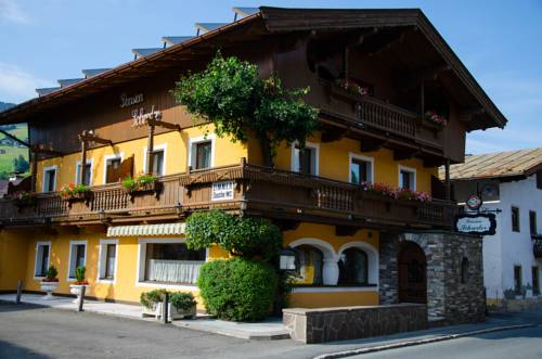 Kirchberg in Tirol Österreich Mega Hotel Gutscheincode Booking.com