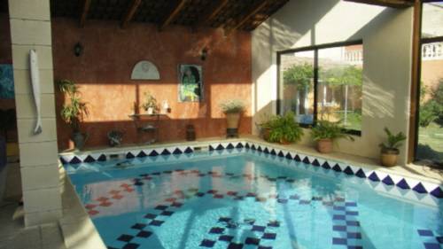 Arles Frankreich Mega Hotel Gutscheincode Booking.com