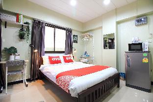 Bangkok Thailand mega hotel