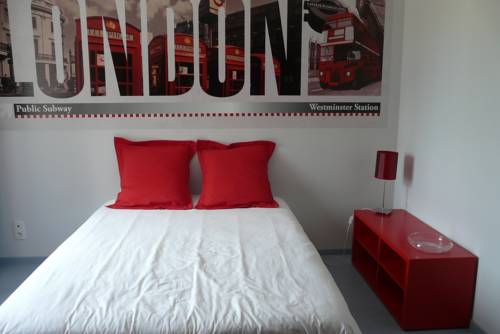 Combrand Francia mega código de promoción booking.com