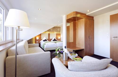 Rees Deutschland Mega Hotel Gutscheincode Booking.com