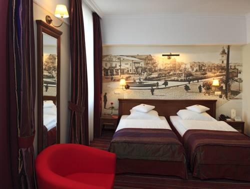 Białystok Polonia mega código de promoción booking.com