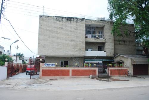 Lucknow India Booking.com Hotel