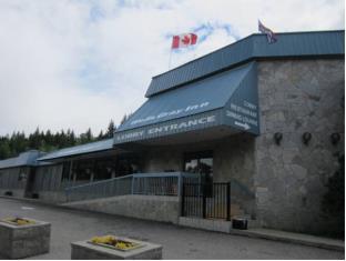 Clearwater (BC) Canada mega hotel